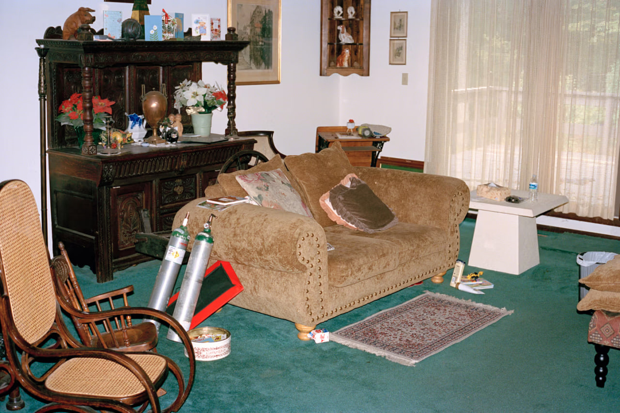 Художница Надя Ли Коэн выпустит фотокнигу «Holy Ohio» (фото 7)