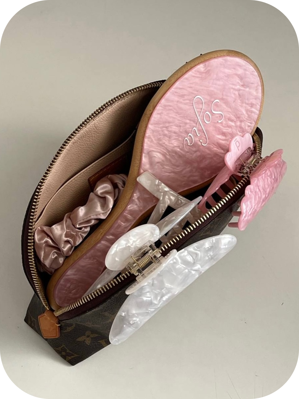 Hairmates, Assoro, Ampy и еще пять локальных брендов, которые выпускают гребни и расчески (фото 1)