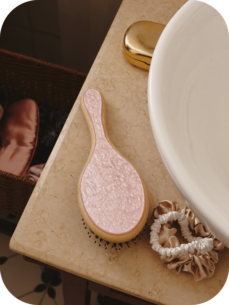 Hairmates, Assoro, Ampy и еще пять локальных брендов, которые выпускают гребни и расчески (фото 4)