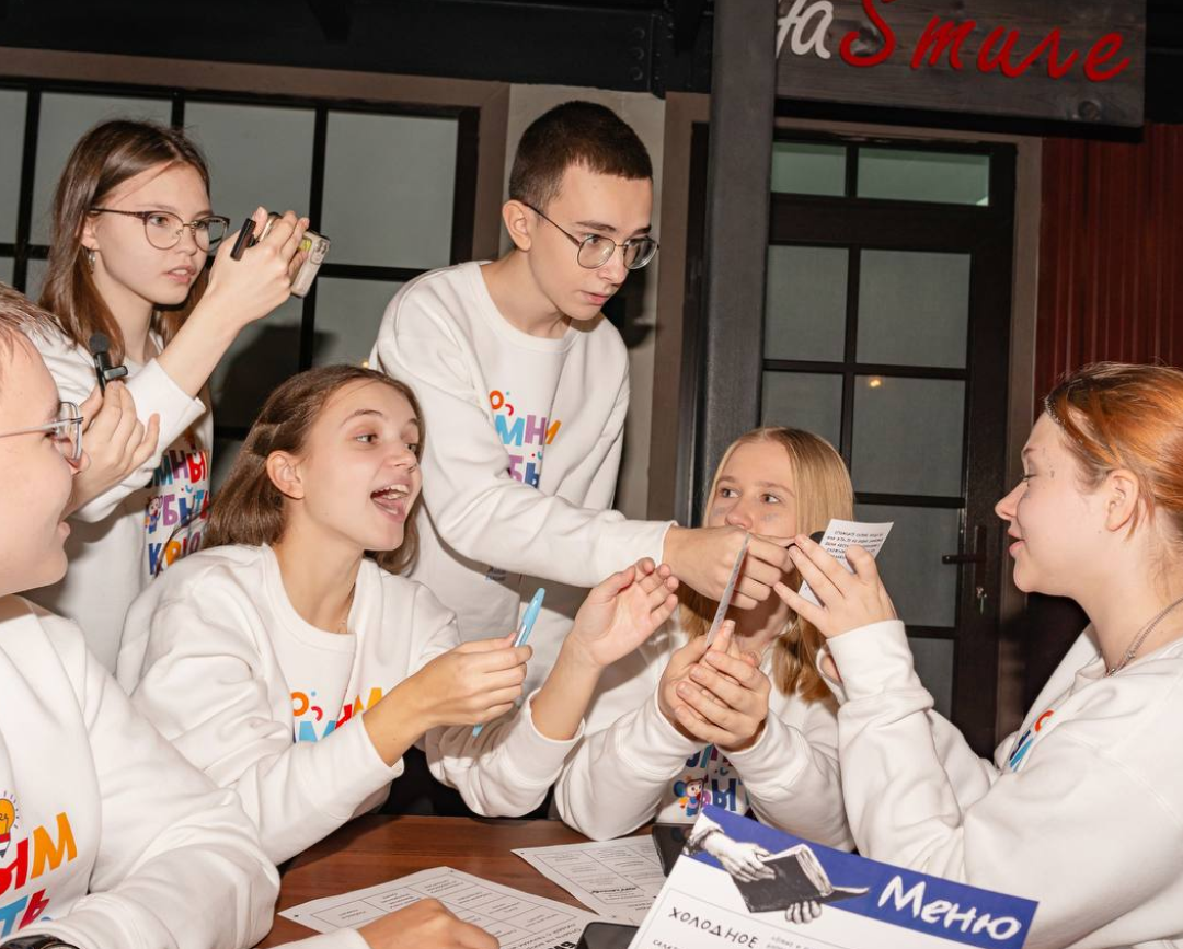 BURO. на выход: светский календарь недели (фото 8)