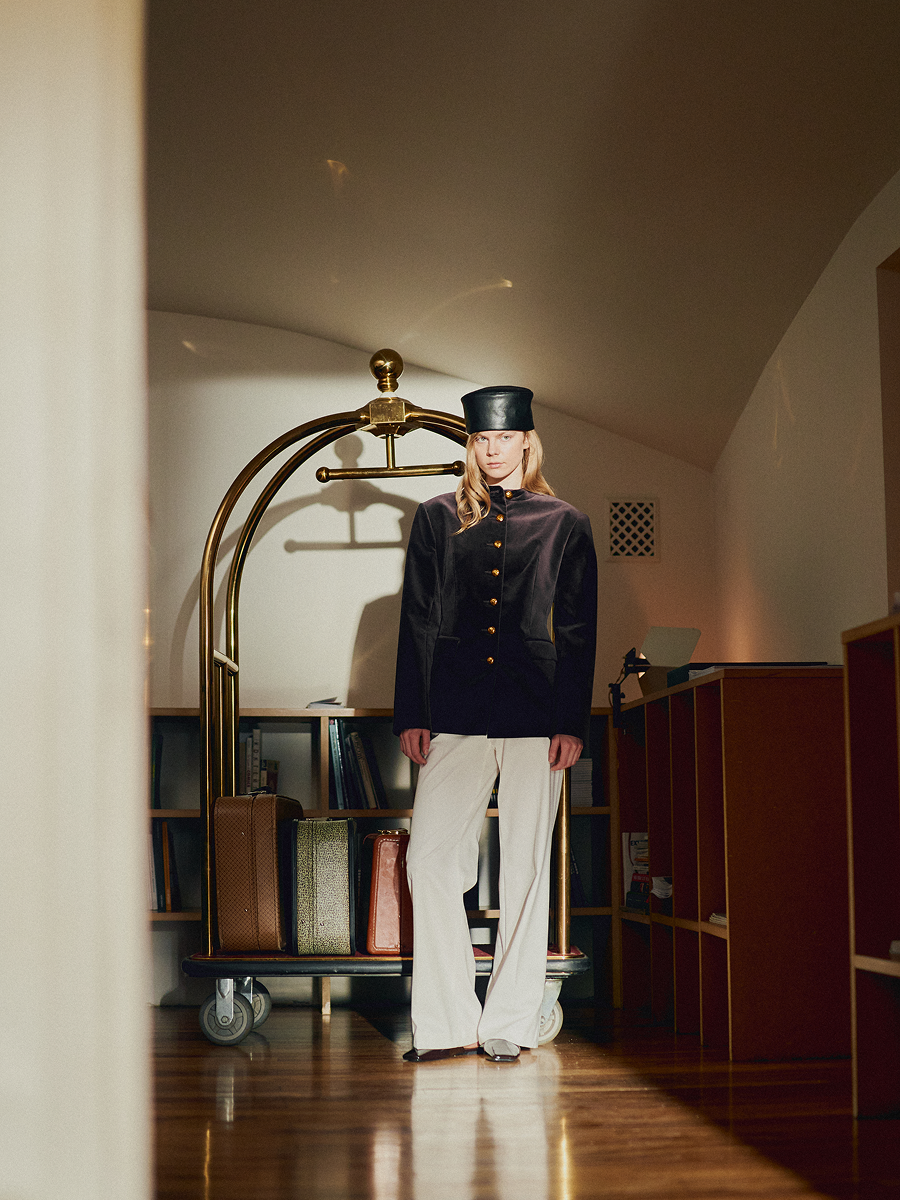 Новогодние дропы Emka и «Линий»: что нового в коллекциях локальных брендов (фото 20)