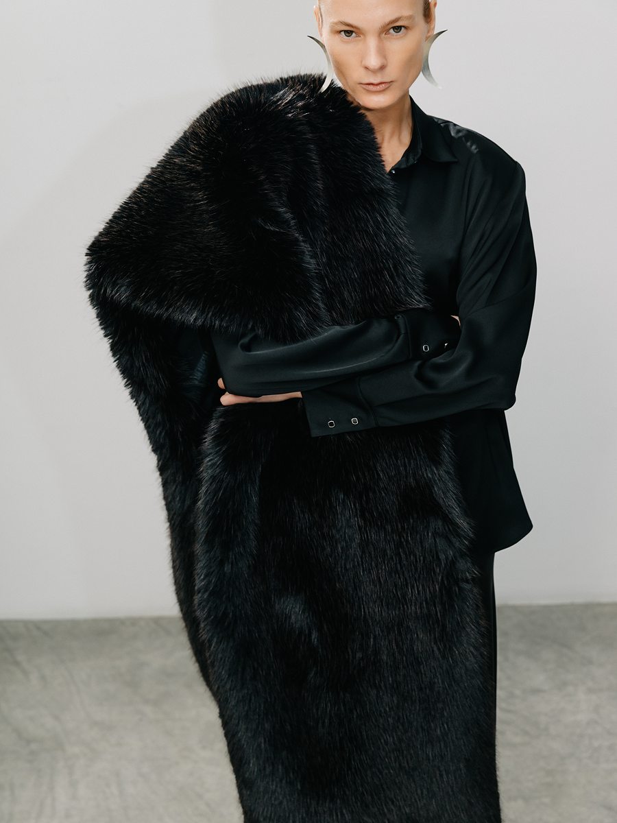 Новогодние дропы Emka и «Линий»: что нового в коллекциях локальных брендов (фото 8)