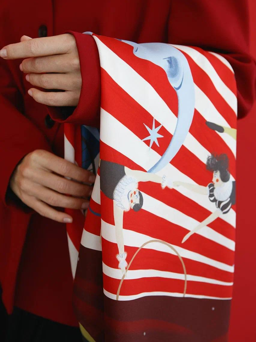 Новогодние дропы Emka и «Линий»: что нового в коллекциях локальных брендов (фото 1)