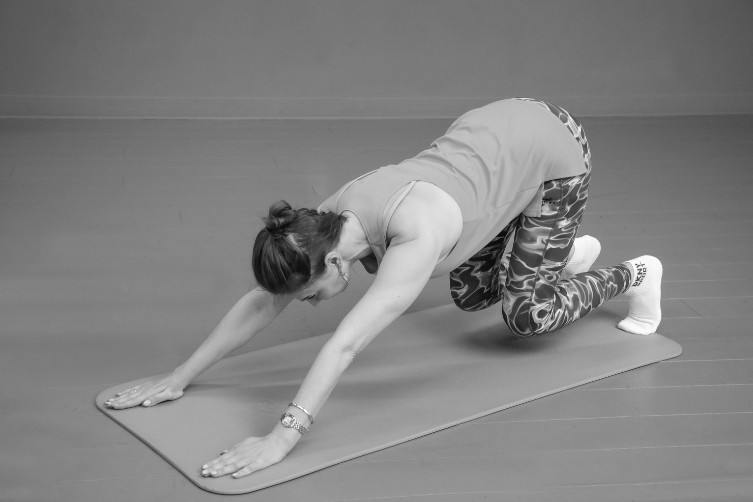 Какая зарядка поможет не болеть зимой? Показывает эксперт (фото 6)