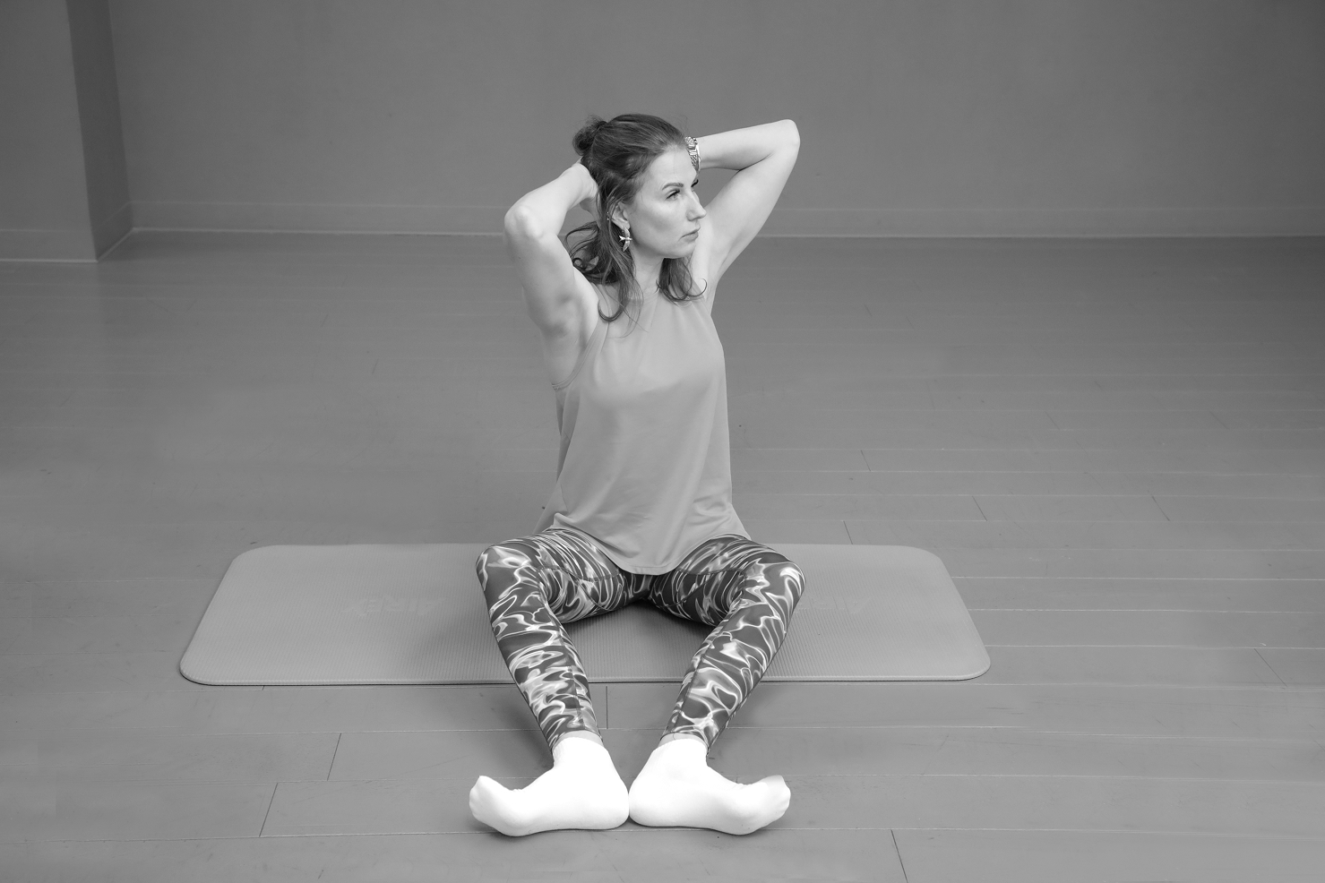 Какая зарядка поможет не болеть зимой? Показывает эксперт (фото 5)