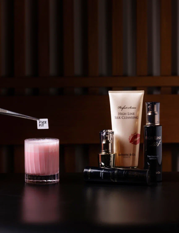 Наборы Icon Skin и коллаборация Superbanka: что нового в коллекциях бьюти-брендов (фото 3)