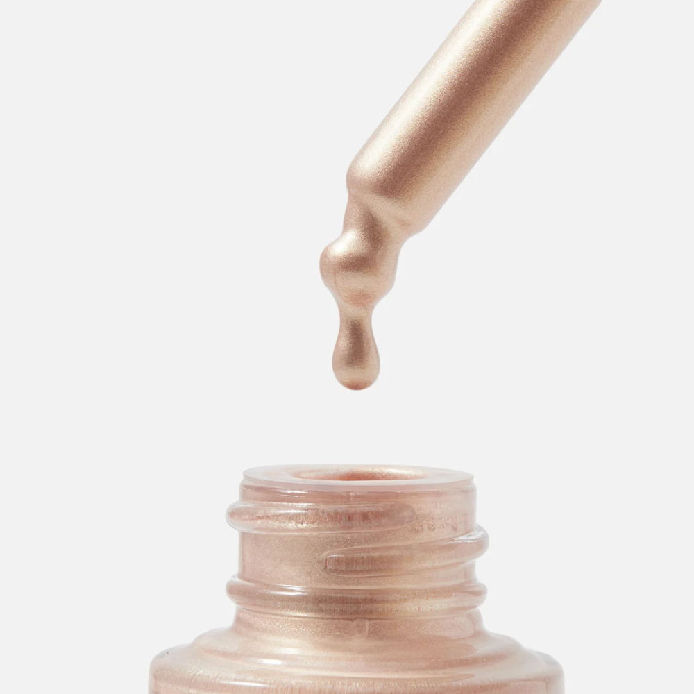 Глиттеры, палетки, помады и подводки: блестящая декоративная косметика для новогодних корпоративов (фото 13)