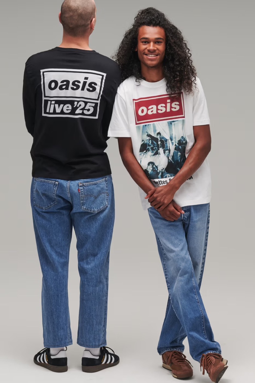 Группа Oasis представила новый мерч (фото 1)
