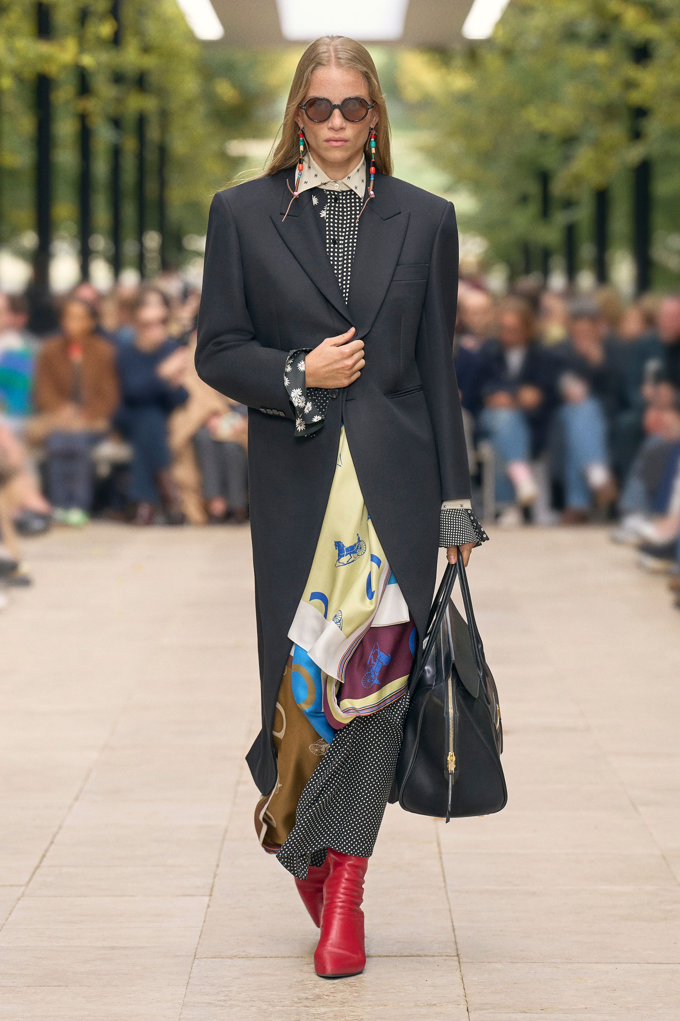 От детской обуви до сумки Luggage: история Céline длиной в 80 лет (фото 49)