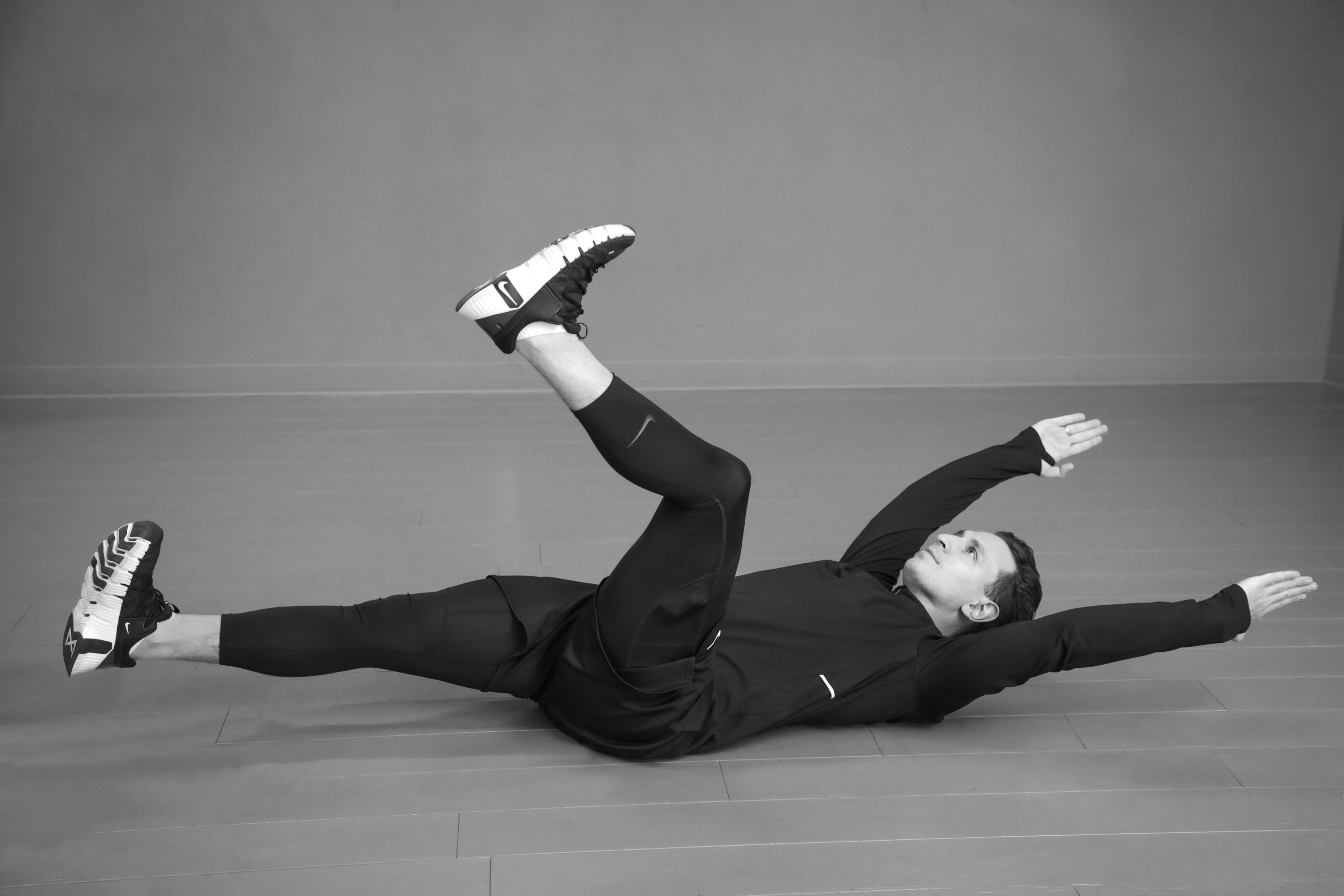 Какие упражнения помогут зарядиться энергией зимой? Показывает эксперт (фото 4)