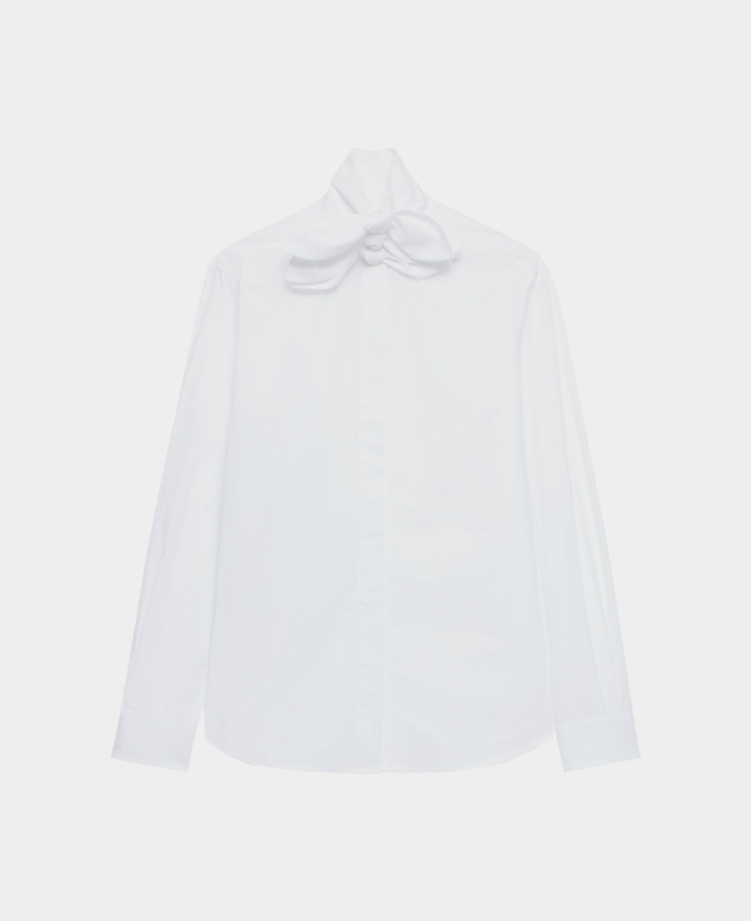 «Облачный танцор»: 40 вещей в главном цвете 2026 года по версии Pantone (фото 45)