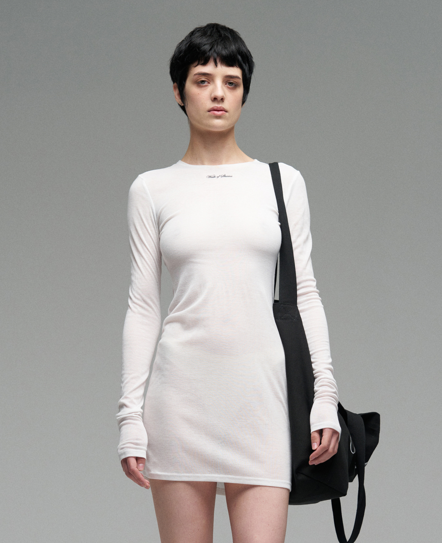 «Облачный танцор»: 40 вещей в главном цвете 2026 года по версии Pantone (фото 71)