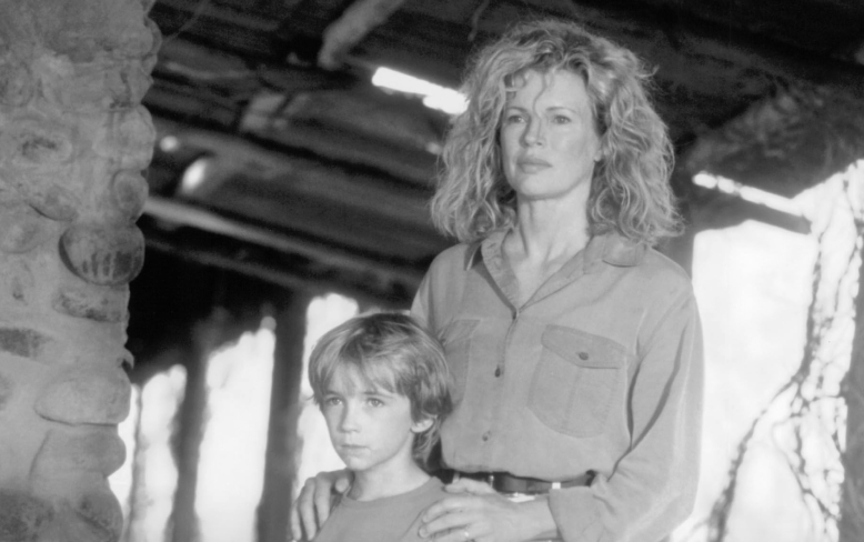 Не только «Девять с половиной недель»: 10 лучших ролей Ким Бейсингер (фото 14)