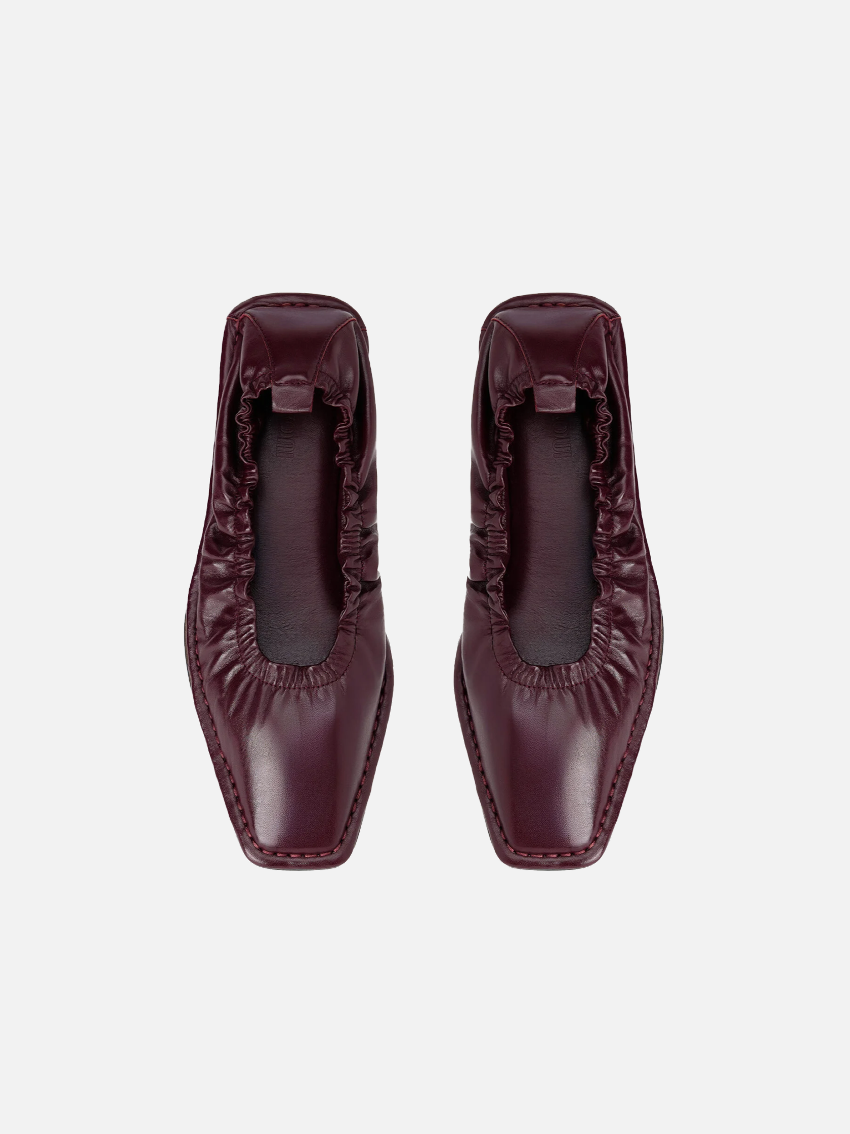 Для фэшн-инфлюенсеров и трудоголиков: 12 самых-самых подарков для близких (фото 10)