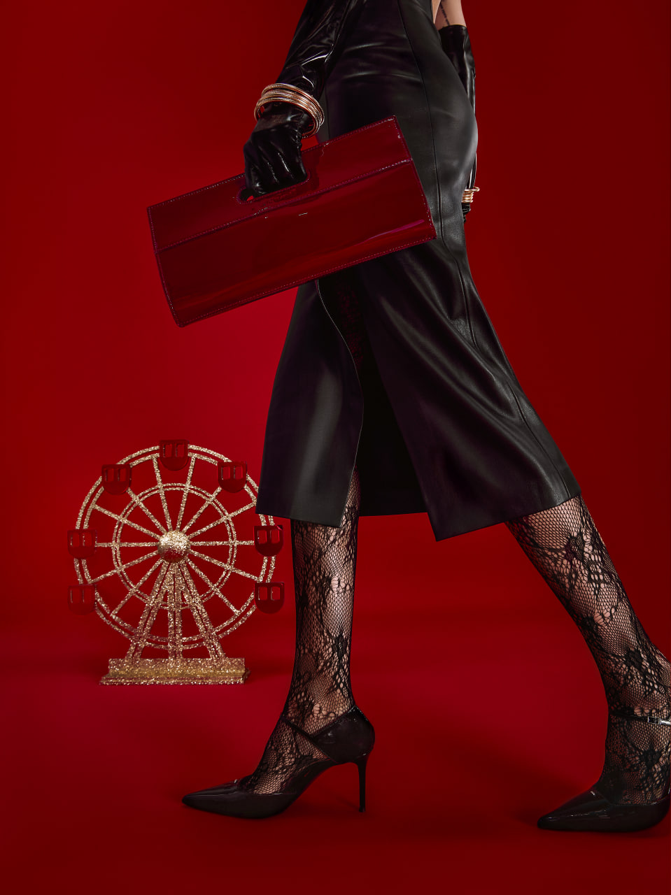 Сеть мультибрендовых бутиков No One запустила праздничную кампанию (фото 4)