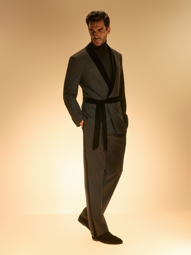 Смокинги, оверсайз-пиджаки и худи: в чем встречать Новый год 2026 мужчинам (фото 1)