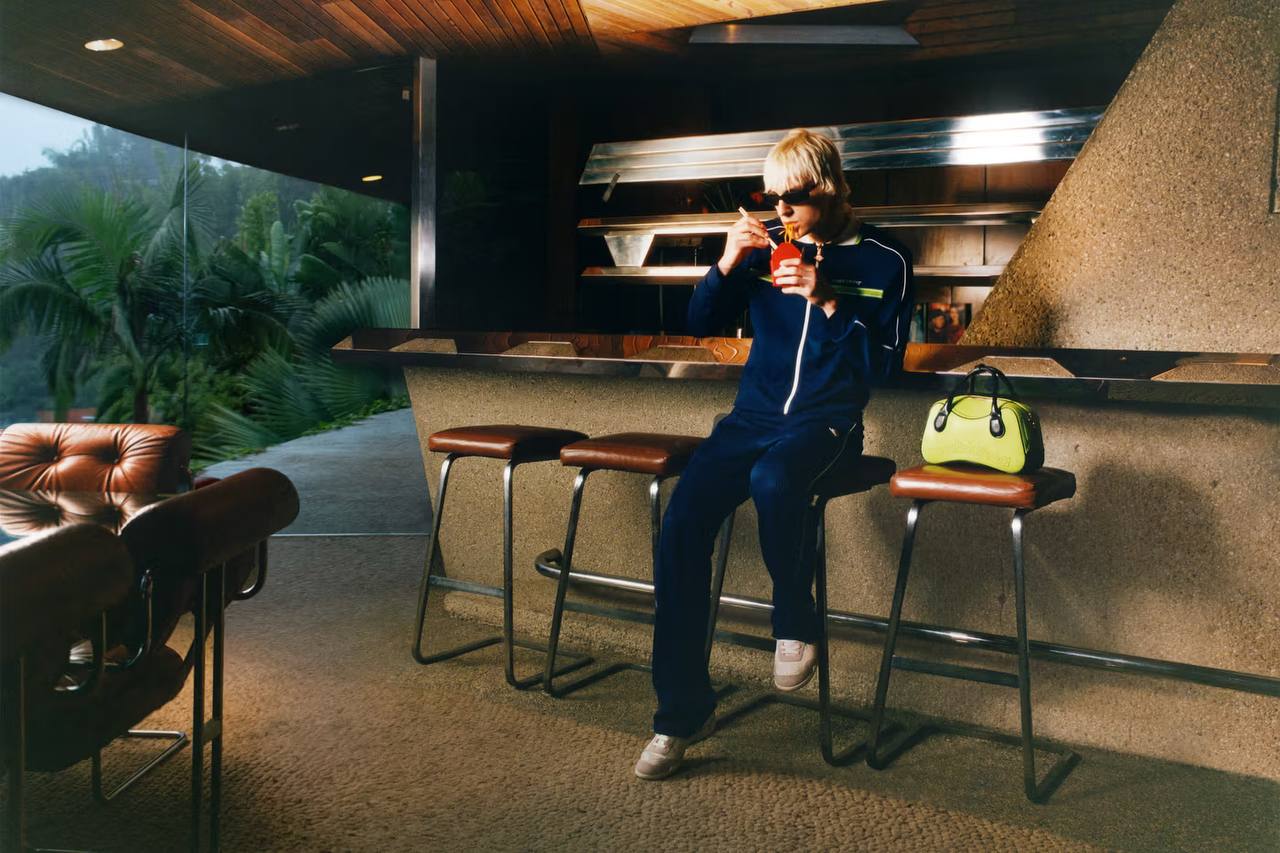 Модель Айрис Лоу снялась в кампании бренда Casablanca (фото 8)