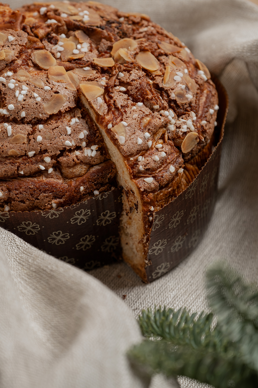 Новости ресторанов: осетр с овощами, оливье с говяжьим языком и заливное из краба (фото 10)