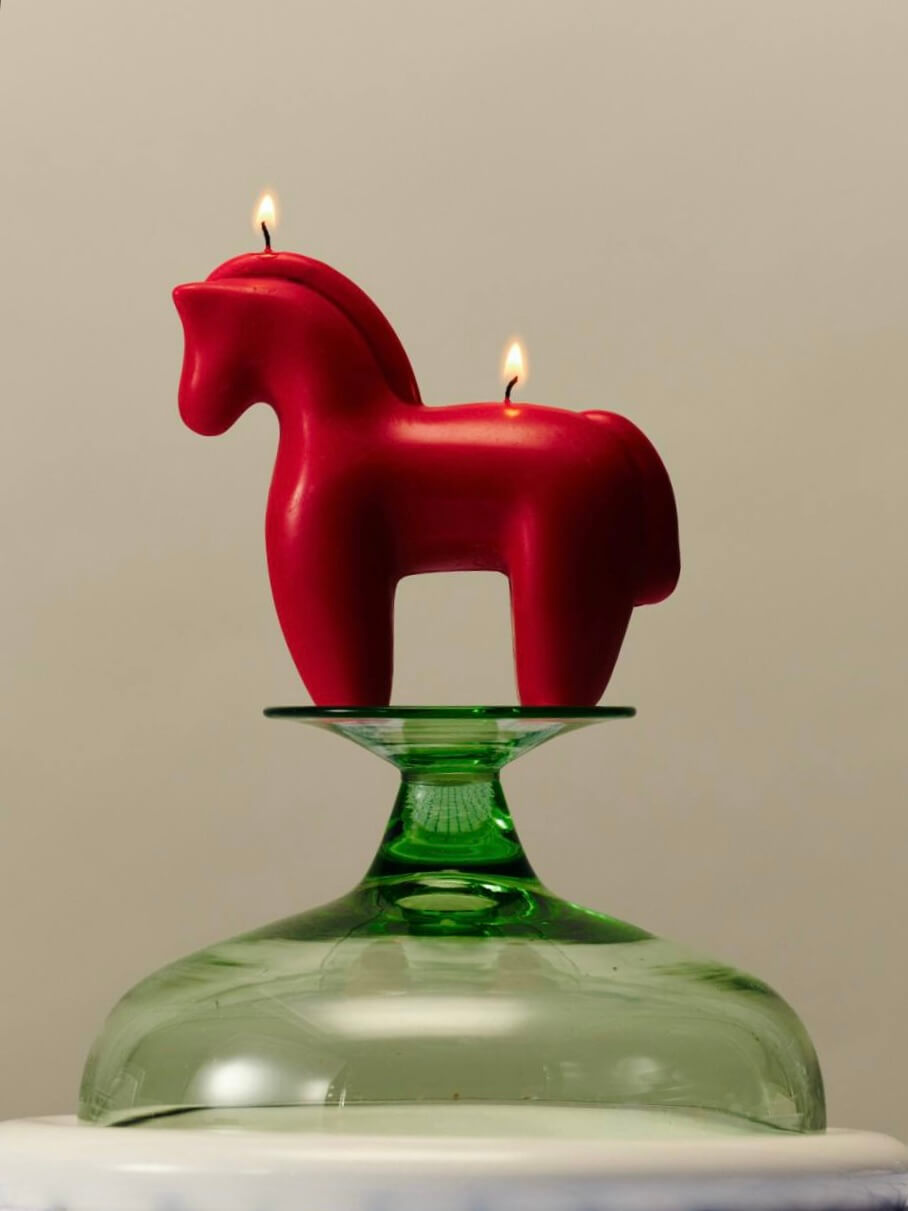 Огненные кони: 20 предметов с символом наступающего года (фото 3)