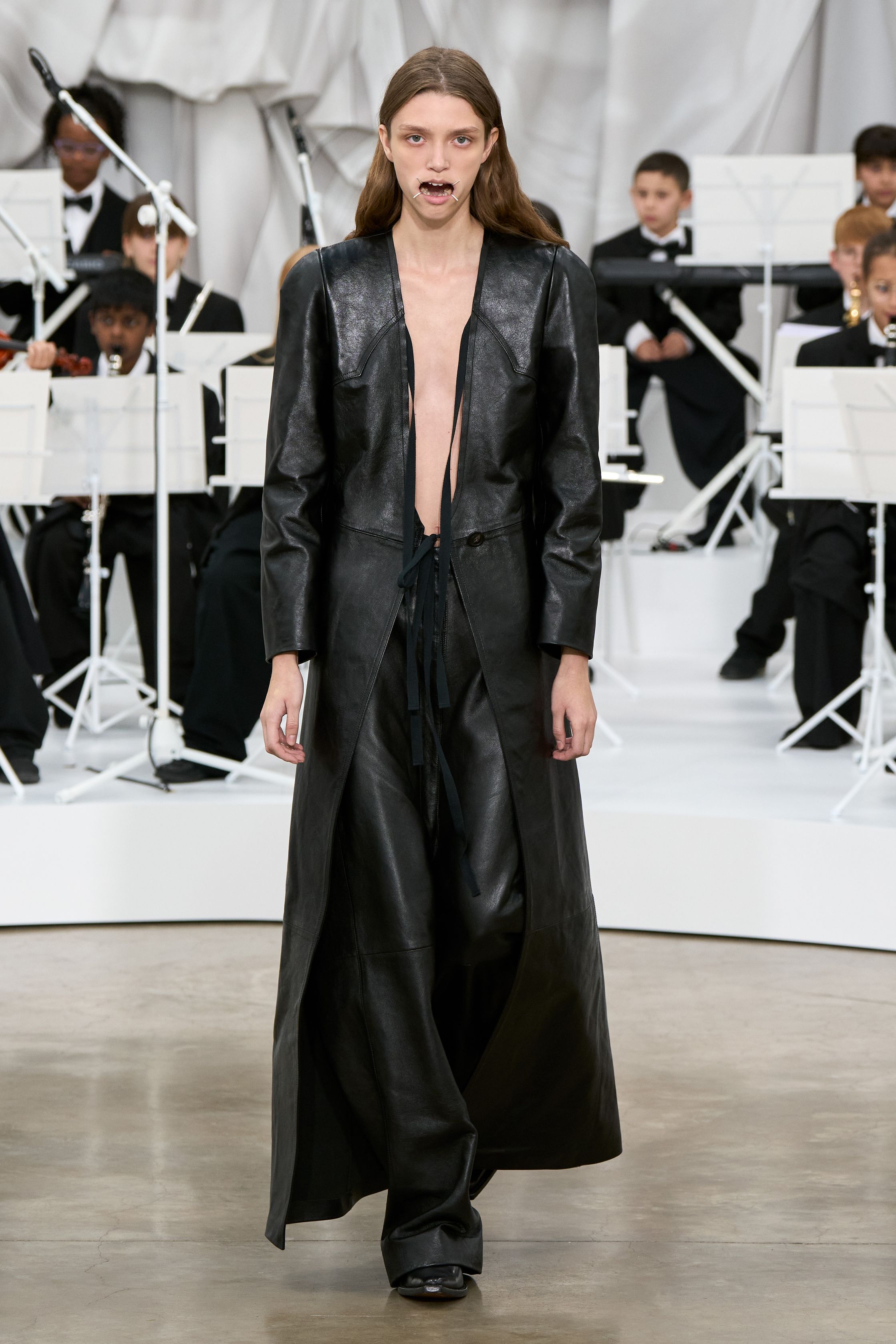 Круговорот в природе. Кадровые перестановки в фэшн-индустрии, которые случились в 2025 году (фото 9)