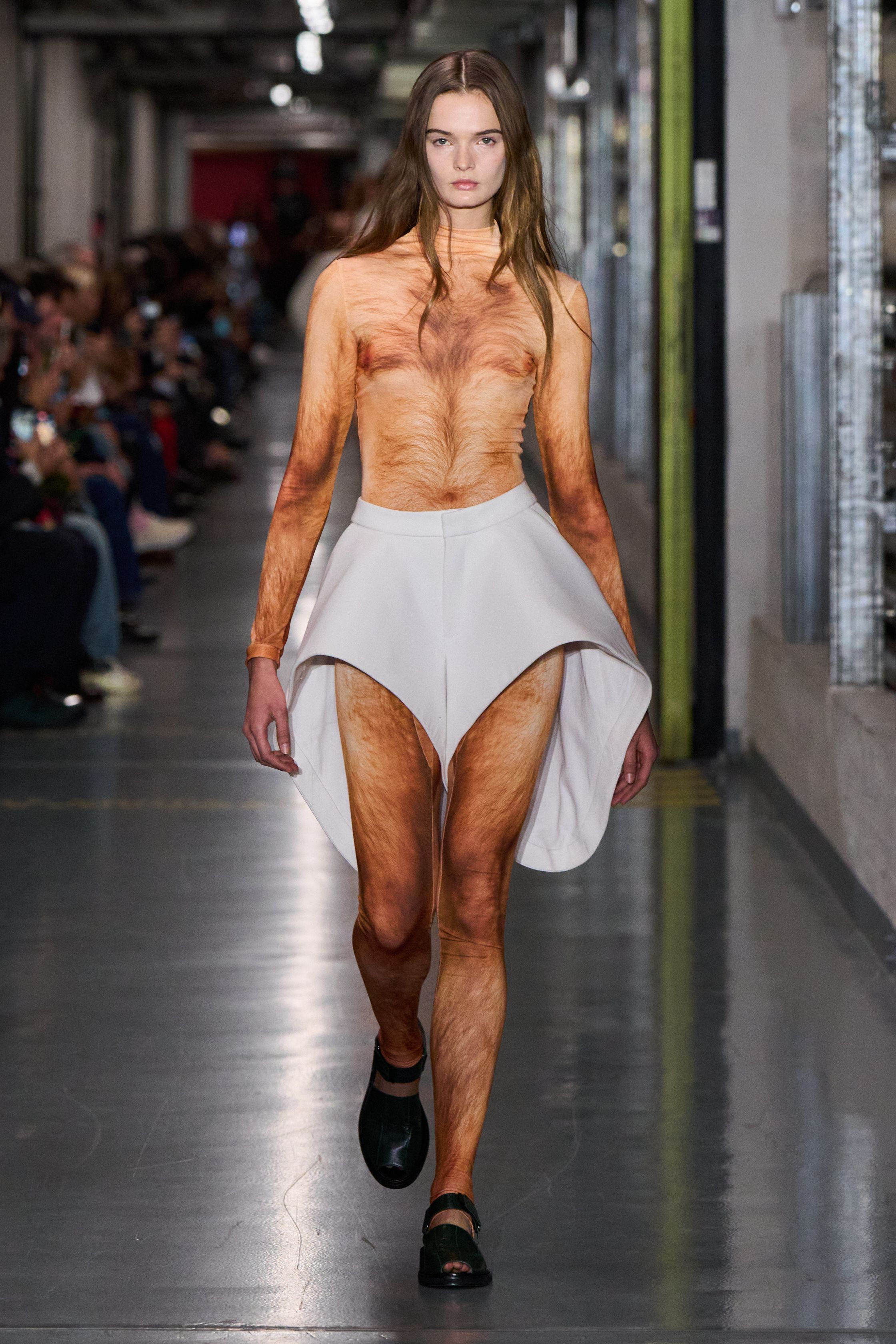 Круговорот в природе. Кадровые перестановки в фэшн-индустрии, которые случились в 2025 году (фото 94)