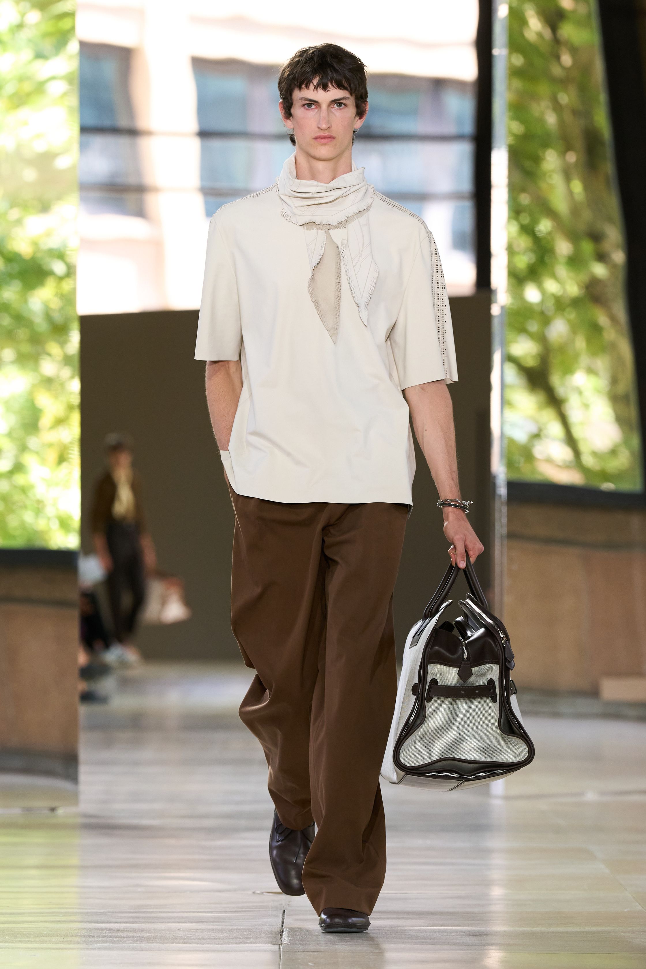 Круговорот в природе. Кадровые перестановки в фэшн-индустрии, которые случились в 2025 году (фото 123)