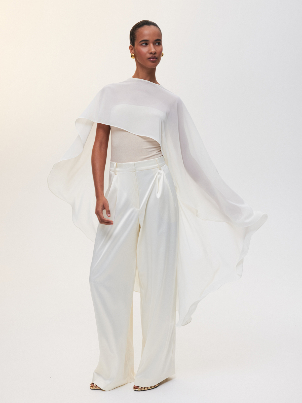 Успеть за 60 секунд: 10 экспресс-решений для создания праздничного образа (фото 4)