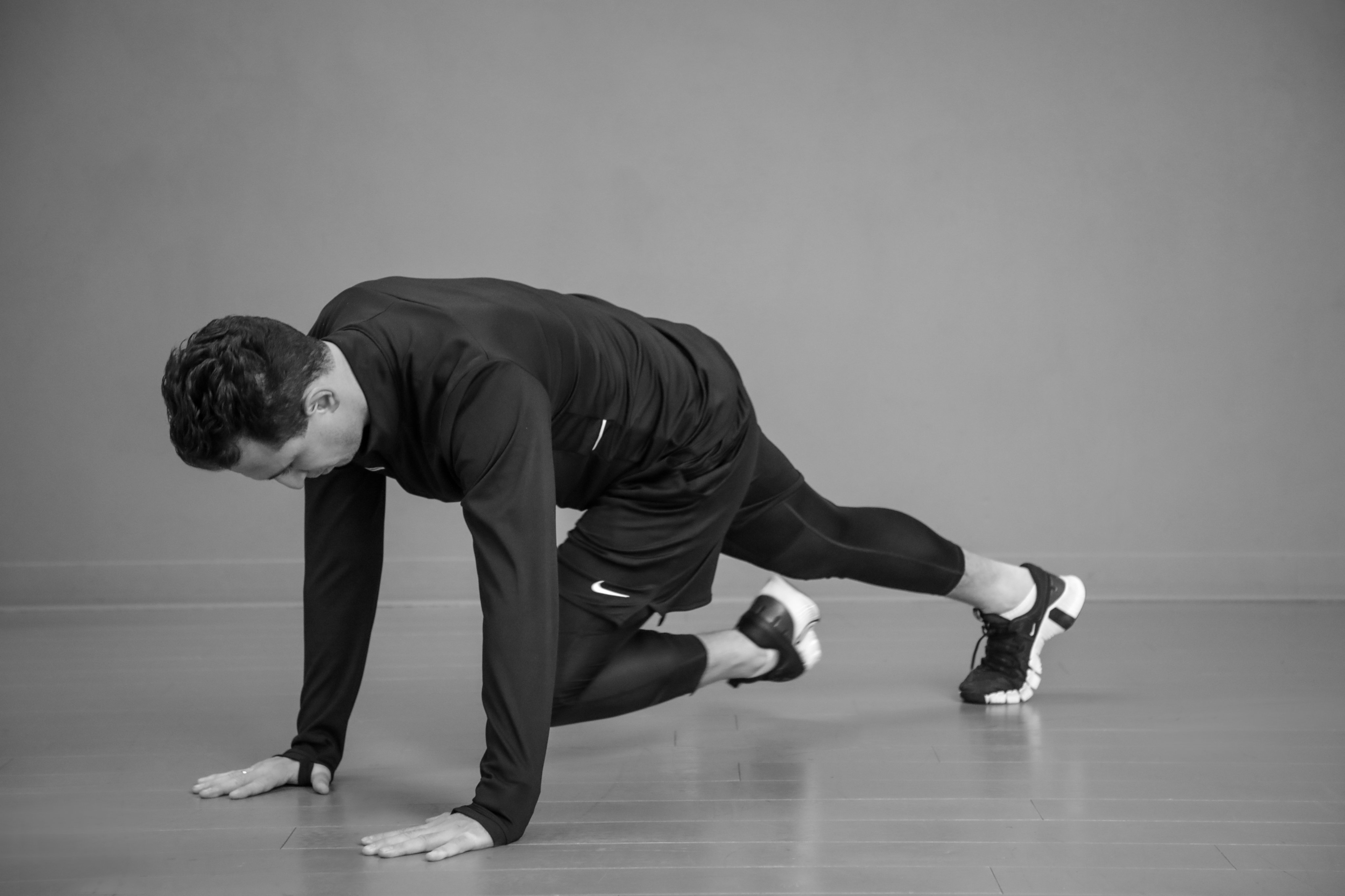 Как привести тело в тонус после праздников? Показывает тренер (фото 4)