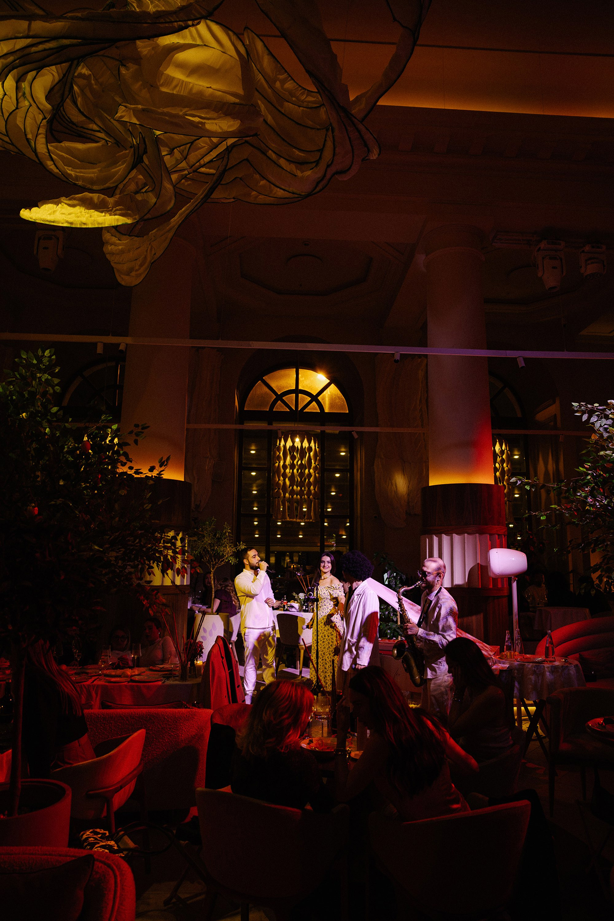 Бранчи, десерты и спешелы: 12 предложений московских ресторанов, чтобы поднять новогоднее настроение (фото 3)