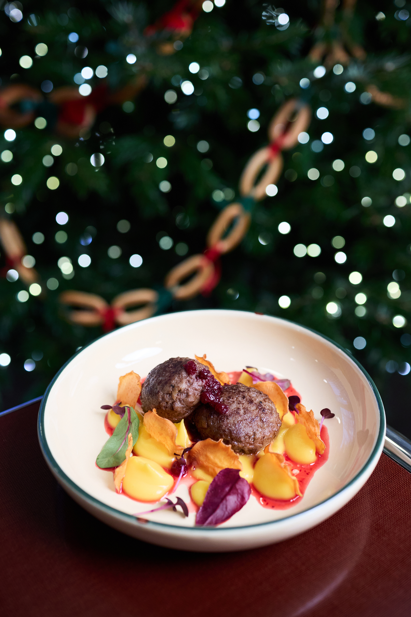 Бранчи, десерты и спешелы: 12 предложений московских ресторанов, чтобы поднять новогоднее настроение (фото 17)