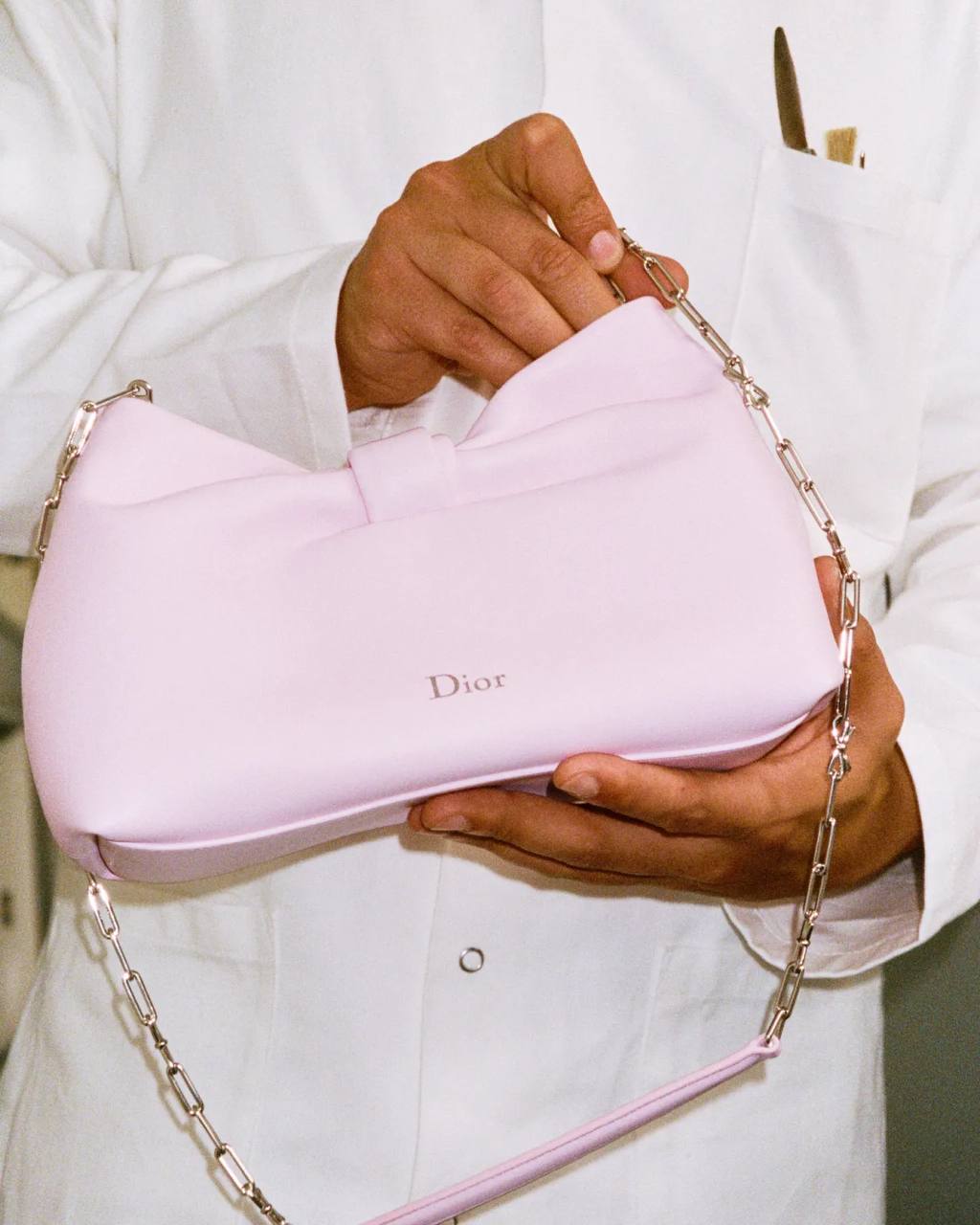 Сумки Lady Dior и Bow поступили в продажу (фото 3)