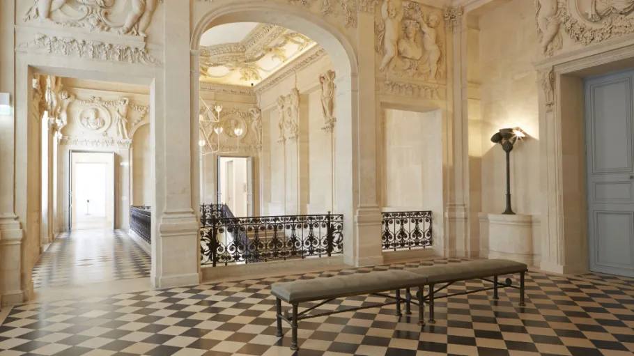 Jacquemus покажет следующую коллекцию в парижском Музее Пикассо (фото 1)