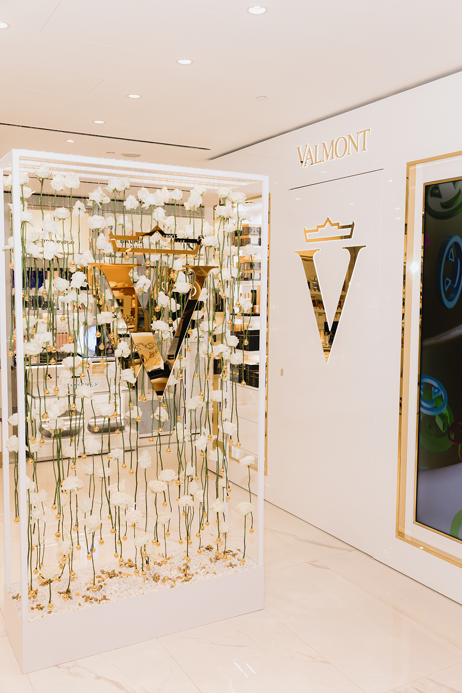 В ЦУМе открылся новый корнер бренда Valmont (фото 1)