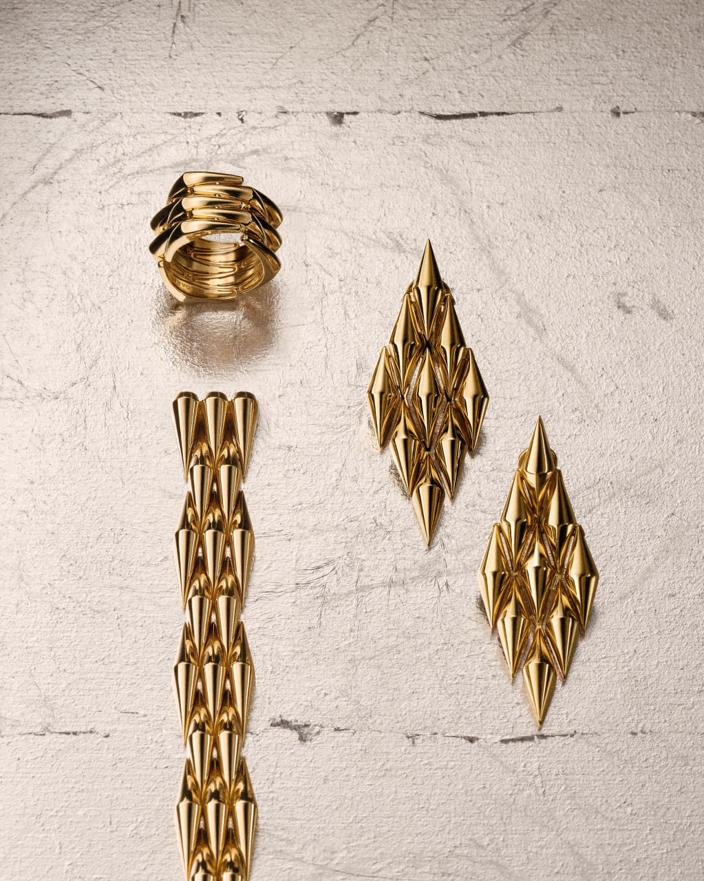 Bvlgari выпустил новую ювелирную коллекцию (фото 4)