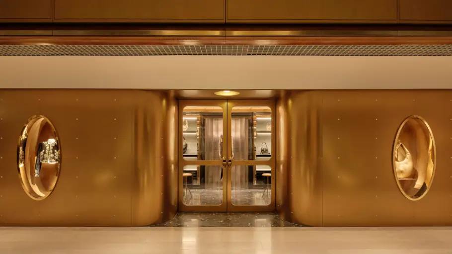 Schiaparelli открыл первый магазин в Гонконге (фото 4)