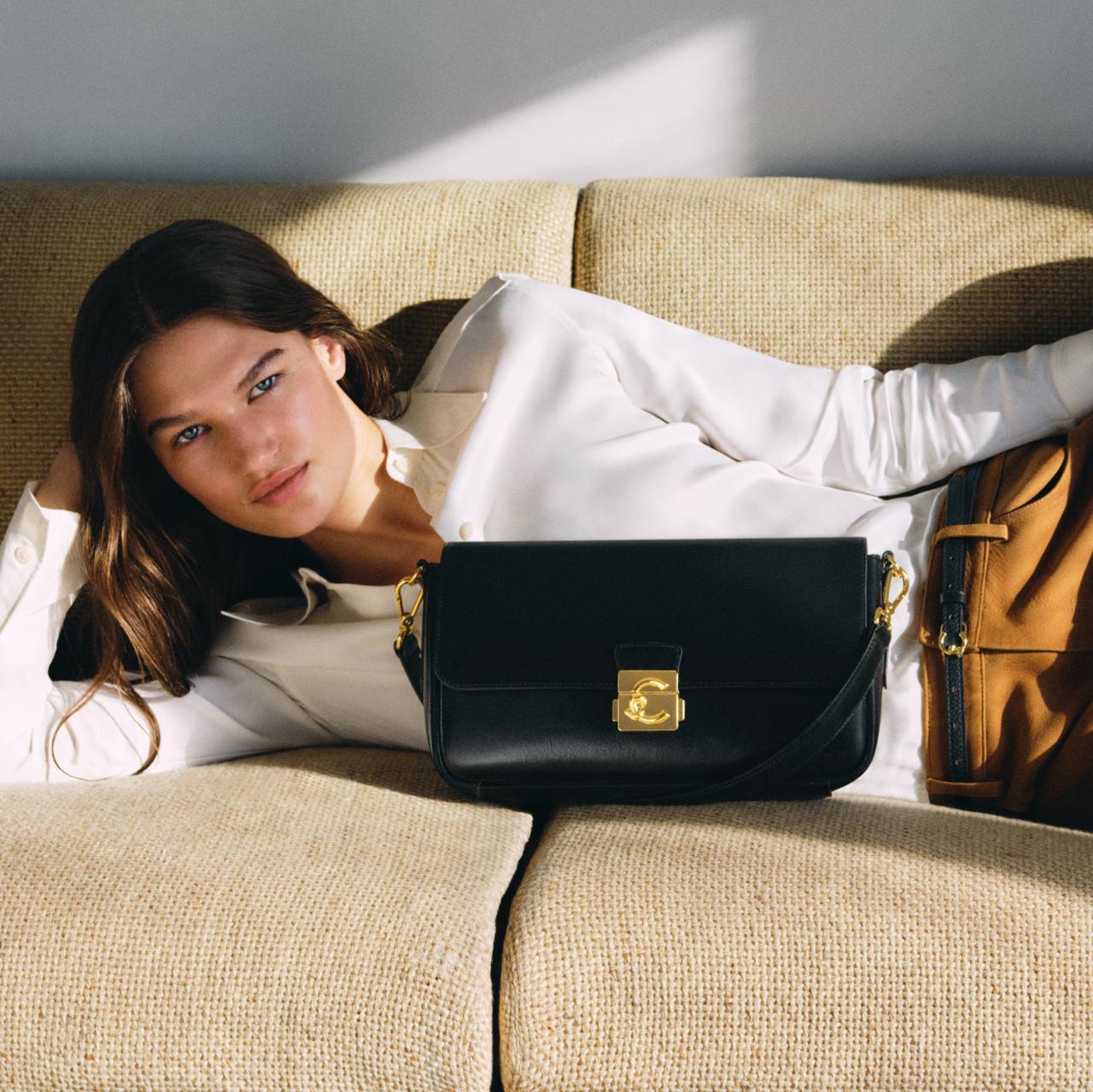 Coccinelle показал рекламную кампанию с Эмми Фримен (фото 3)