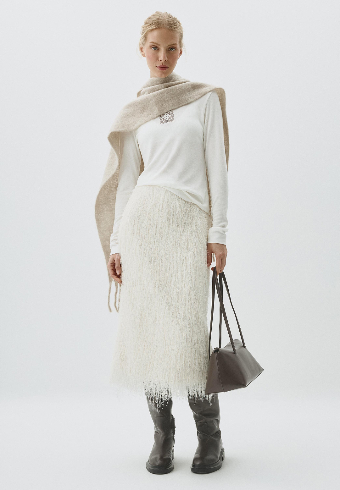 Какую одежду носить зимой? Вот пять модных идей для морозного дня (фото 24)