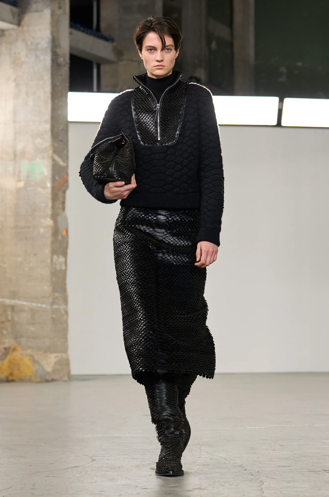 Какую одежду носить зимой? Вот пять модных идей для морозного дня (фото 29)