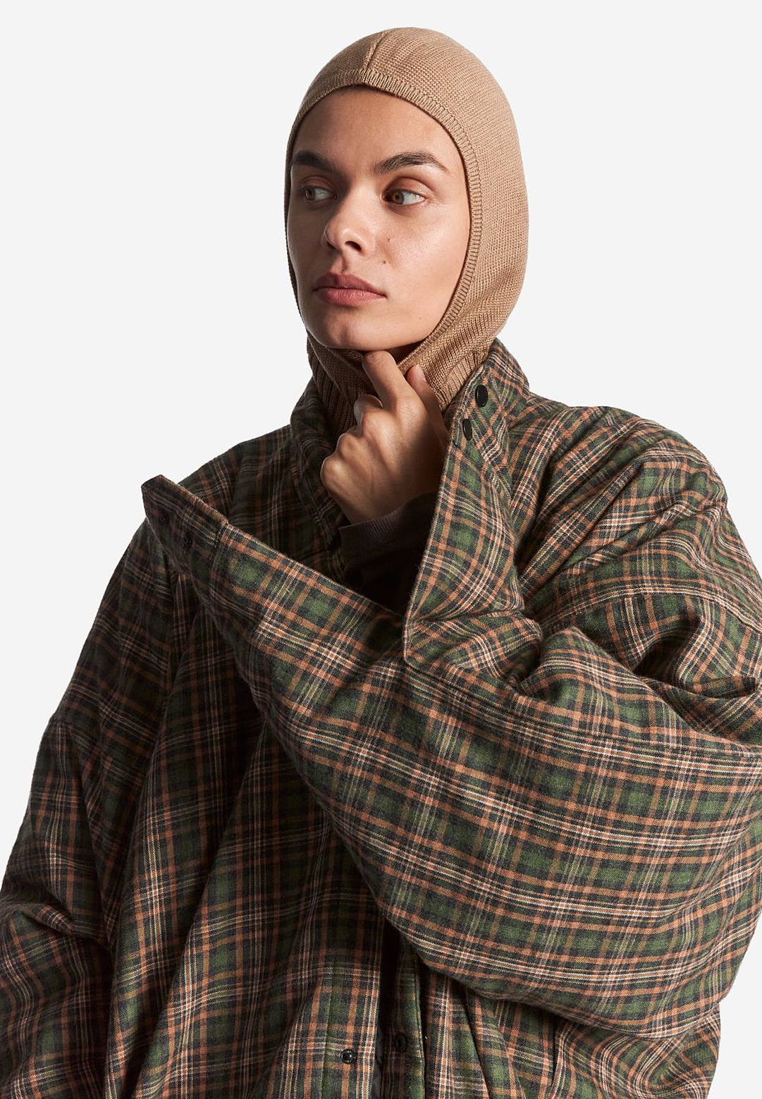 Какую одежду носить зимой? Вот пять модных идей для морозного дня (фото 42)