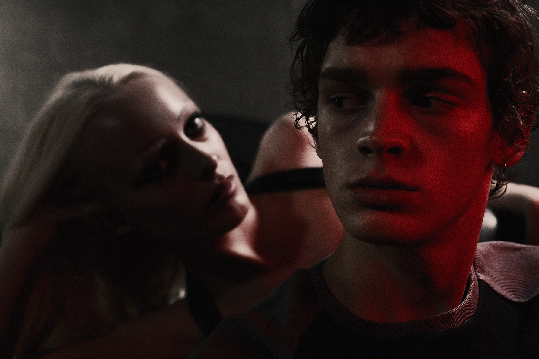 Nirvana, Мадонна и Cocteau Twins: какая музыка отражает ценности бренда BERHASM (фото 7)