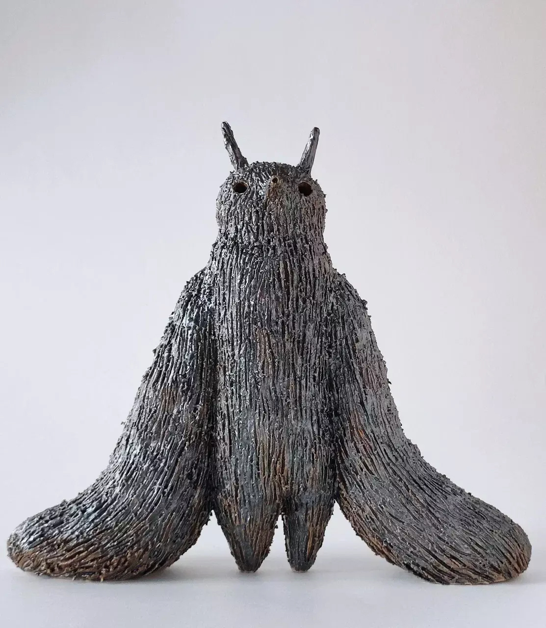 Керамика с характером. У каких российских художников искать объекты для интерьера (фото 12)