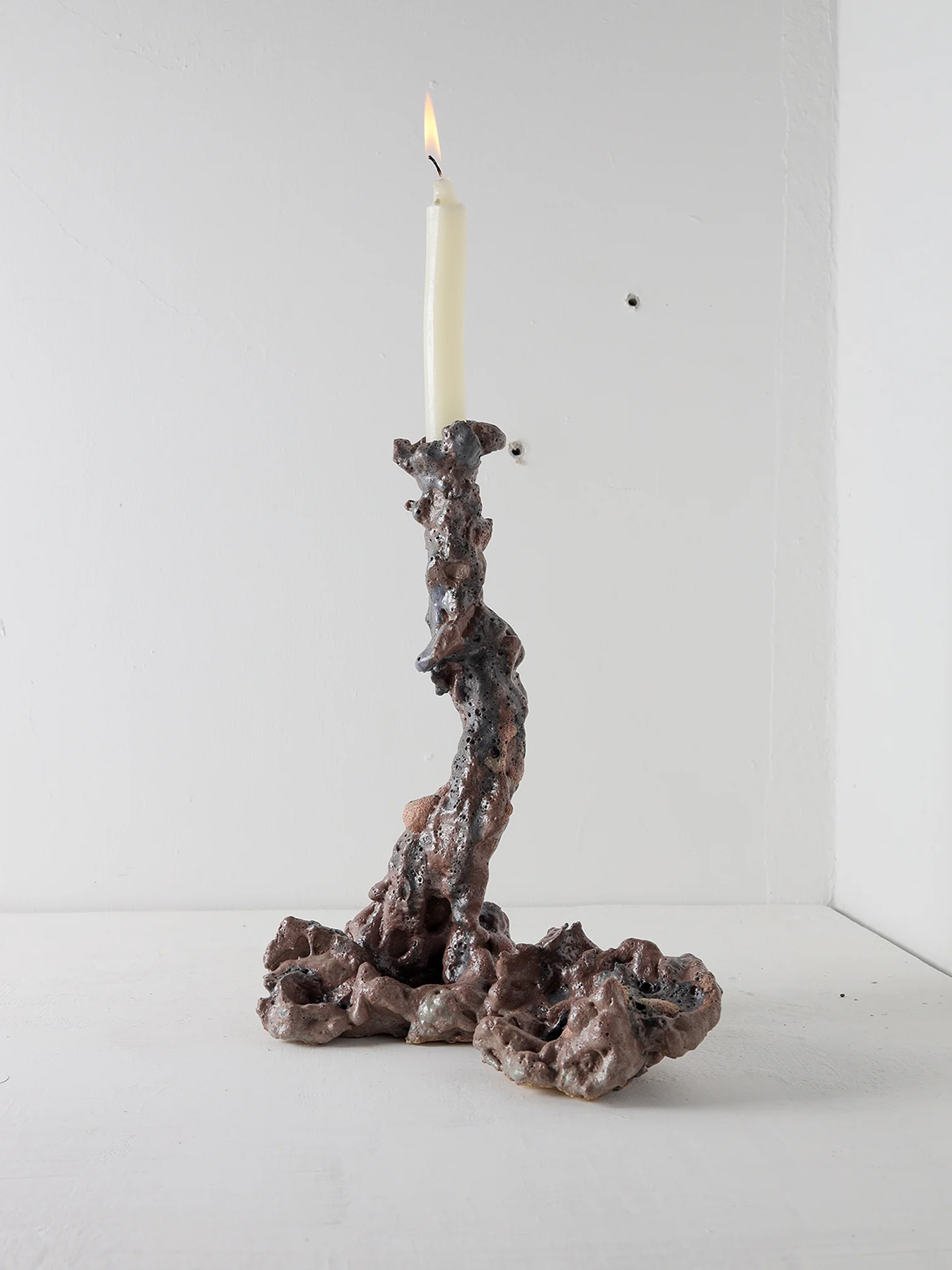 Керамика с характером. У каких российских художников искать объекты для интерьера (фото 17)