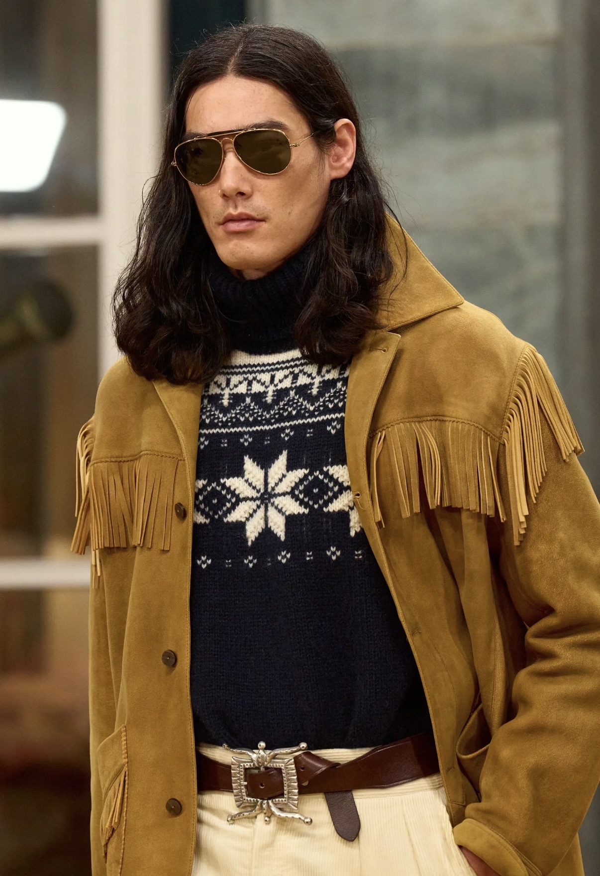 Вкрапления желтого и кокетливые завитки: бьюти-тренды мужской Недели моды осень-зима 2026 (фото 7)