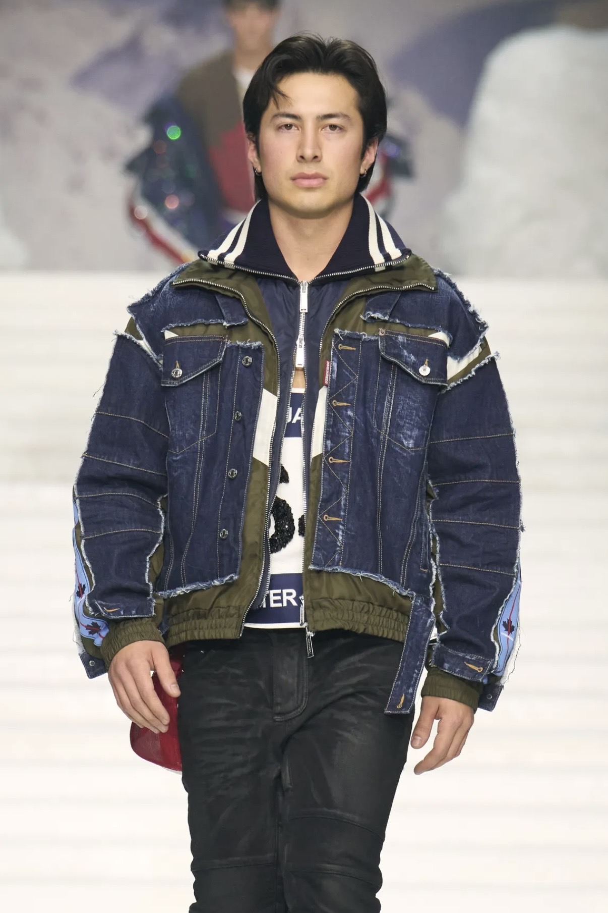 Вкрапления желтого и кокетливые завитки: бьюти-тренды мужской Недели моды осень-зима 2026 (фото 14)