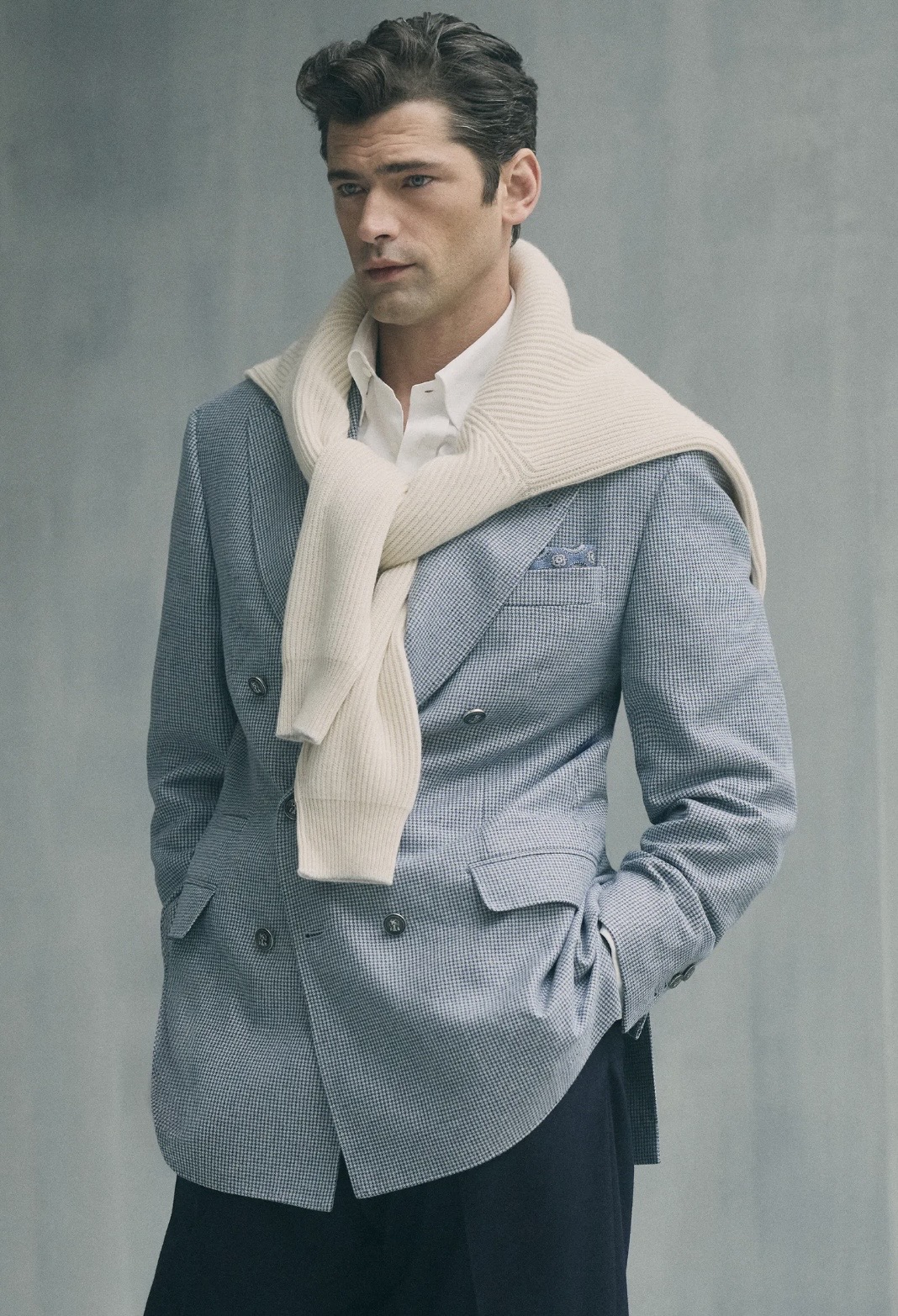 Вкрапления желтого и кокетливые завитки: бьюти-тренды мужской Недели моды осень-зима 2026 (фото 38)