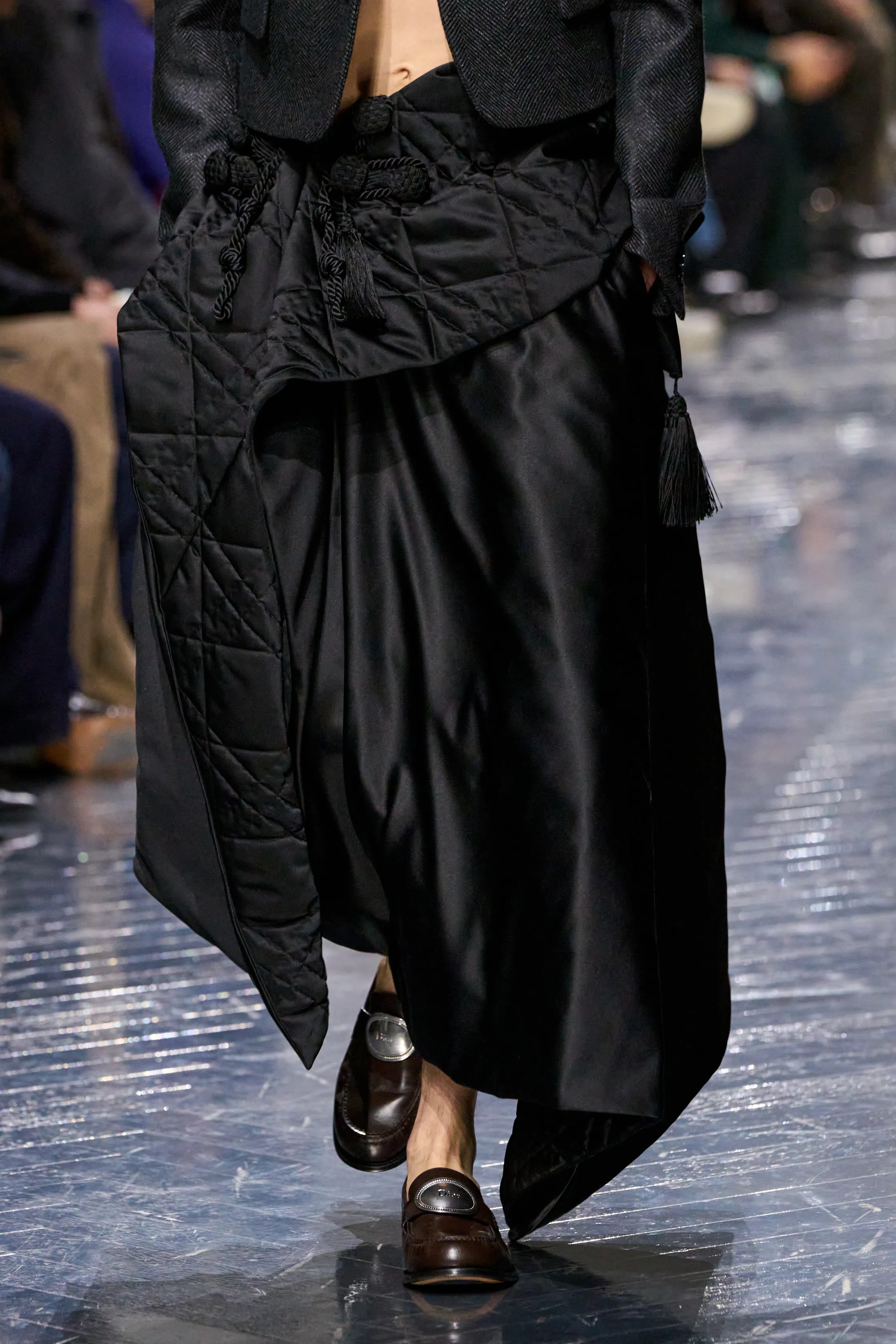 Чему нас научили мужские коллекции сезона осень-зима 2026? Идеи для повседневного гардероба (фото 33)