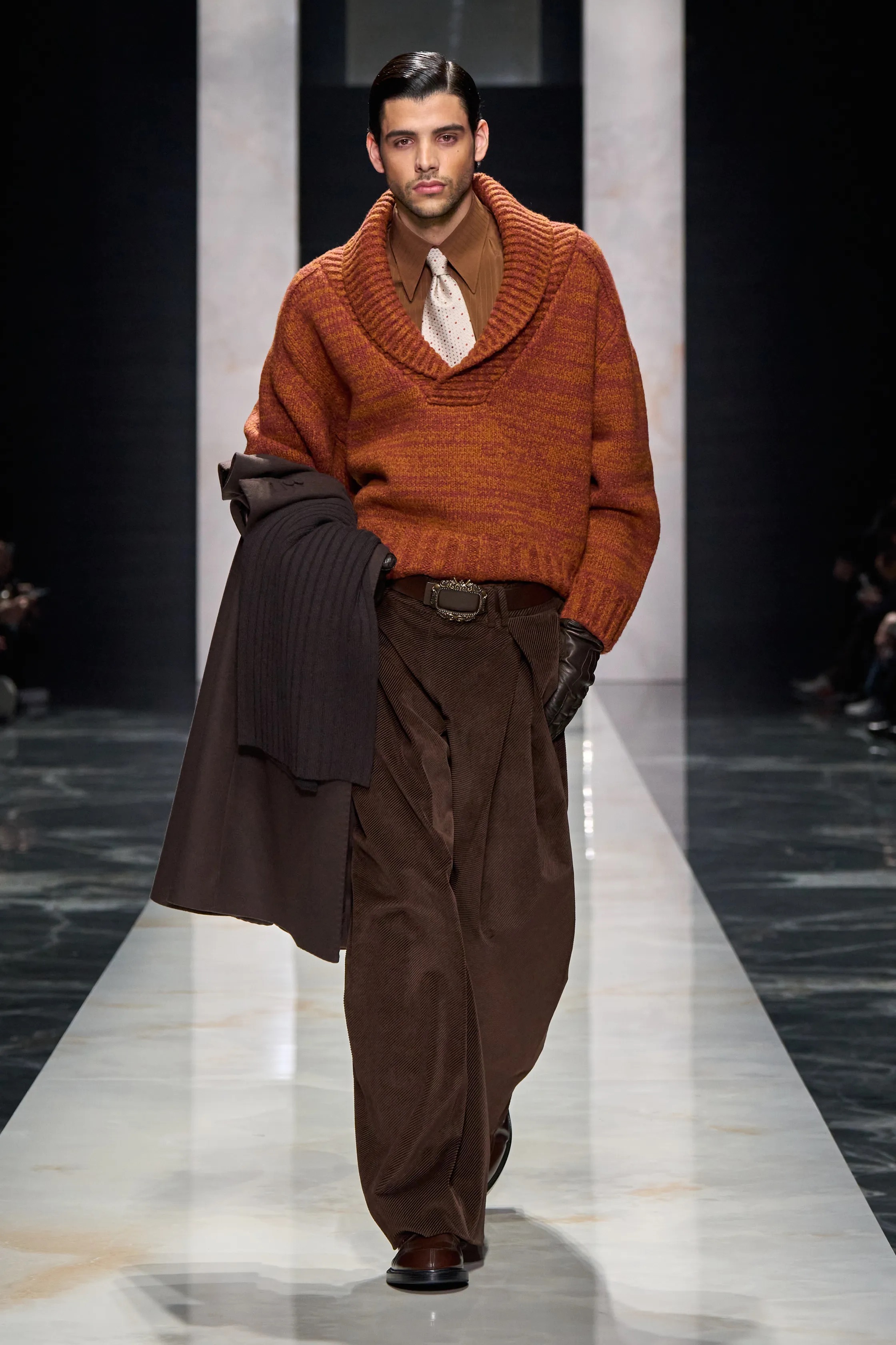 Чему нас научили мужские коллекции сезона осень-зима 2026? Идеи для повседневного гардероба (фото 38)