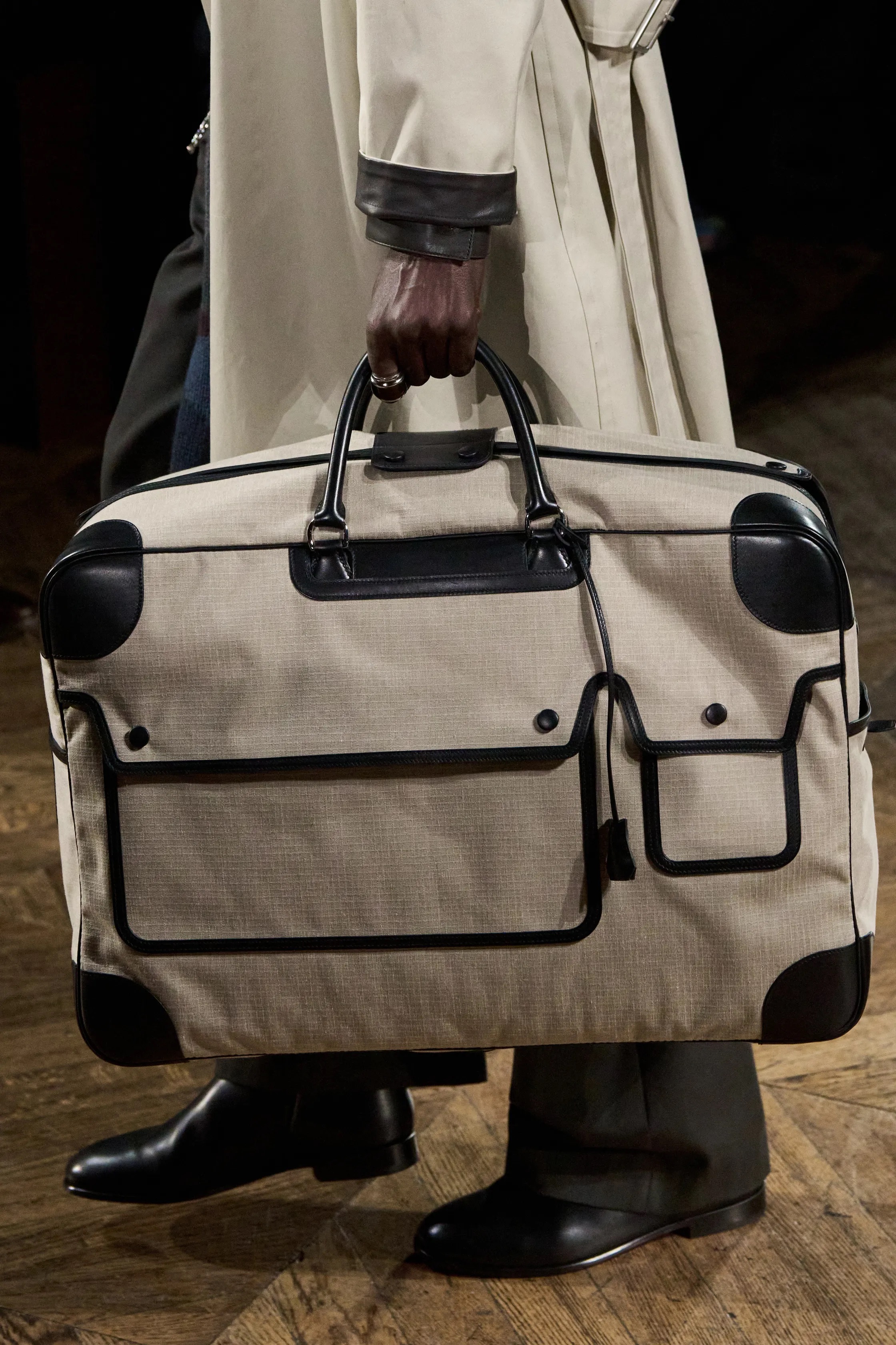 Чему нас научили мужские коллекции сезона осень-зима 2026? Идеи для повседневного гардероба (фото 52)