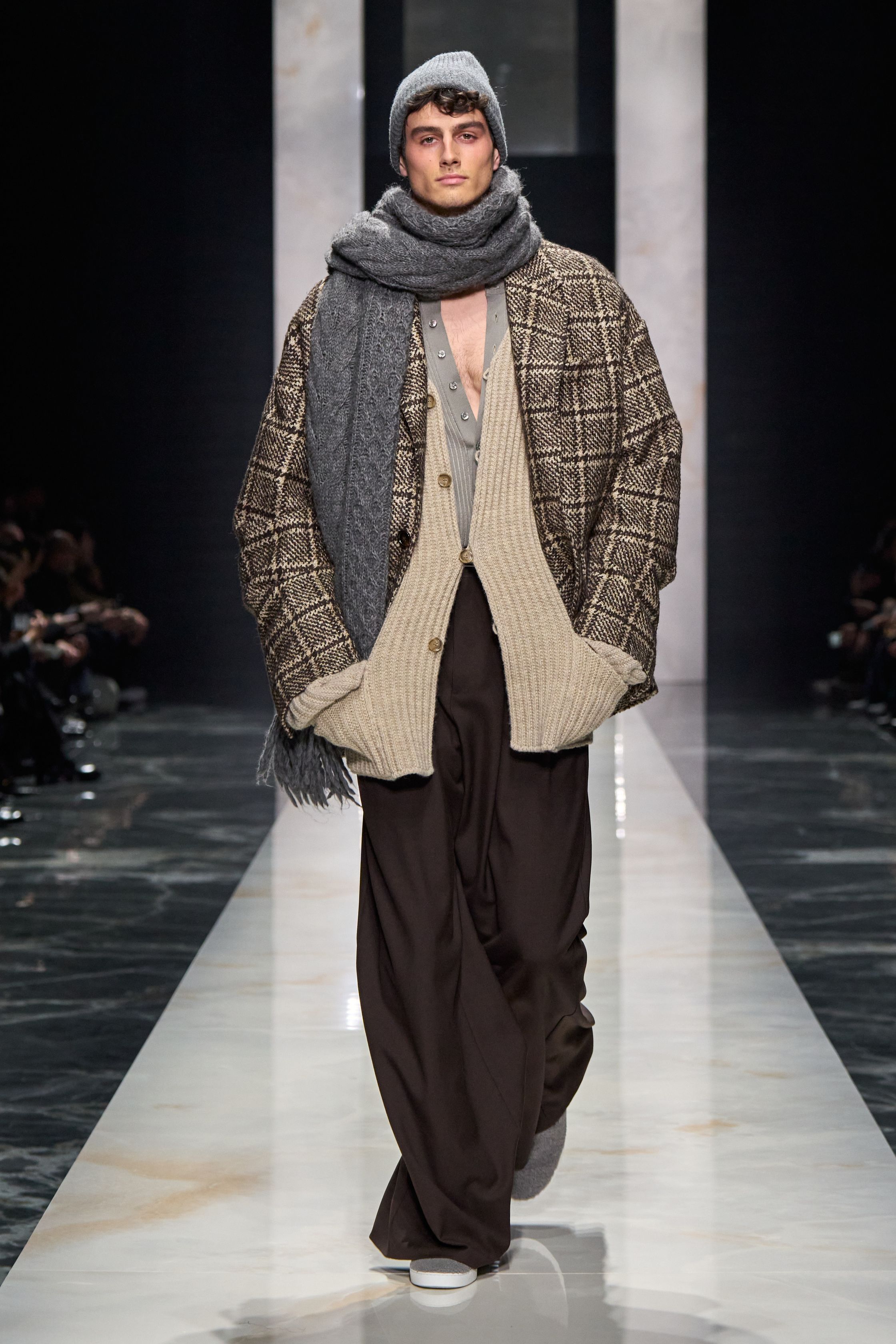 Чему нас научили мужские коллекции сезона осень-зима 2026? Идеи для повседневного гардероба (фото 62)