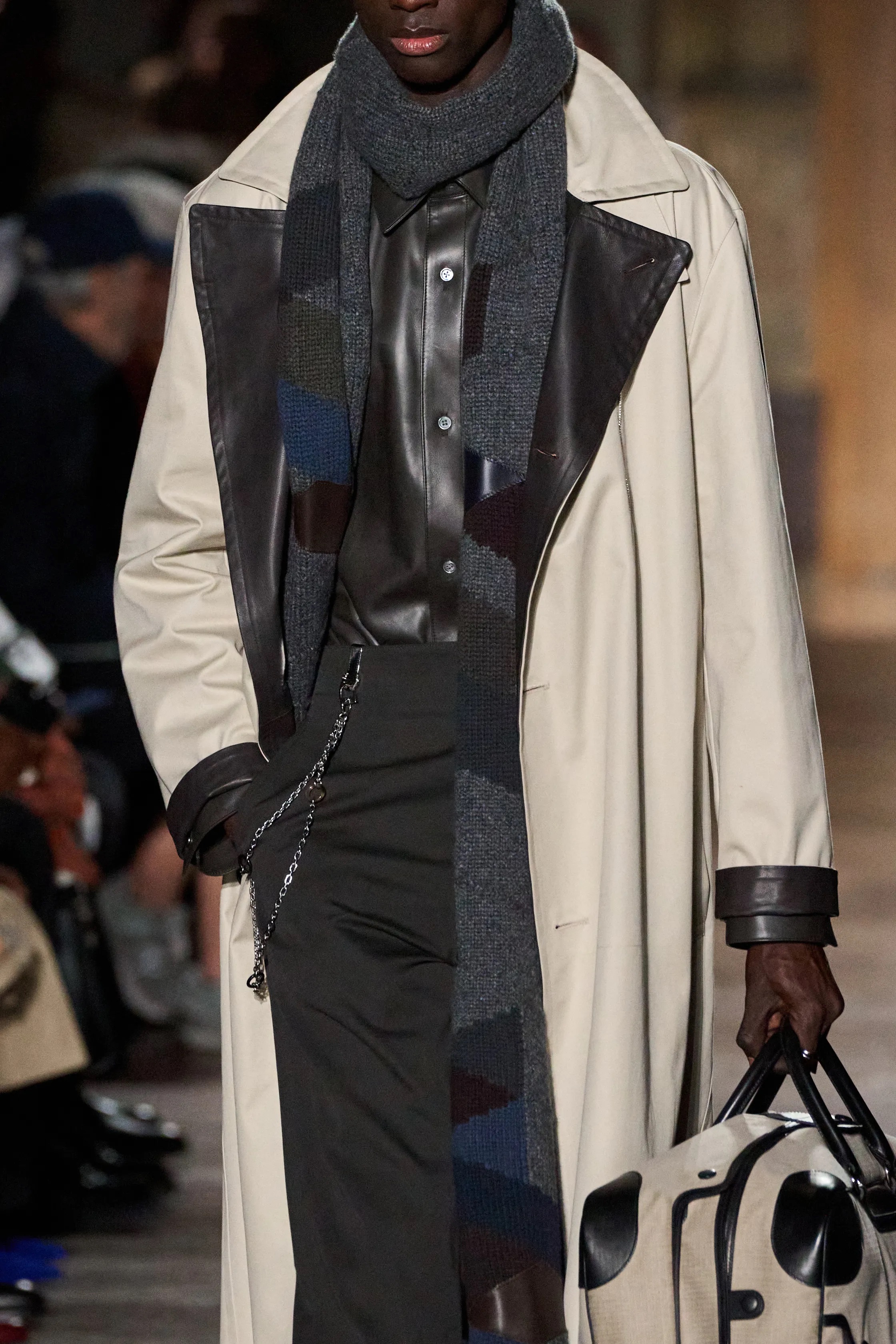 Чему нас научили мужские коллекции сезона осень-зима 2026? Идеи для повседневного гардероба (фото 63)